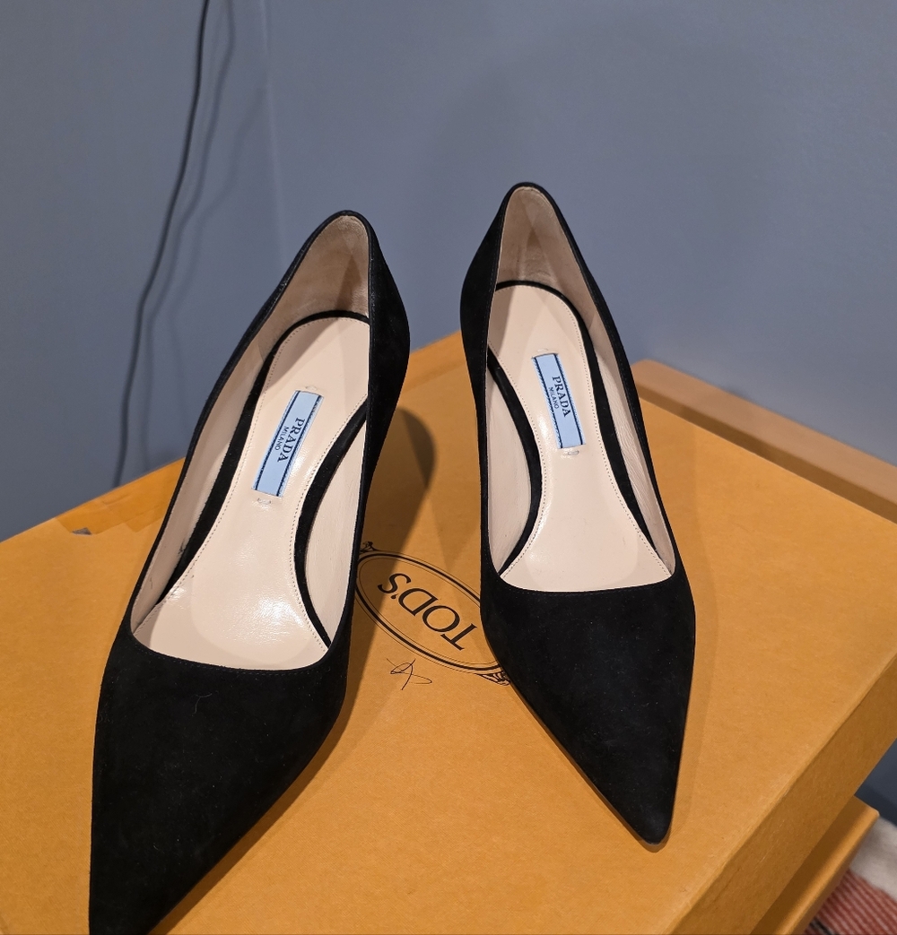 Prada Elegant Black Suede Heels
